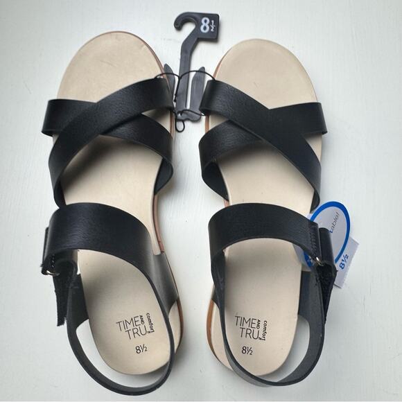 Time and Tru Adjustable Ankle  Strap So Comfortable Black Sandals Sz 8.5 NWT - Picture 5 of 16